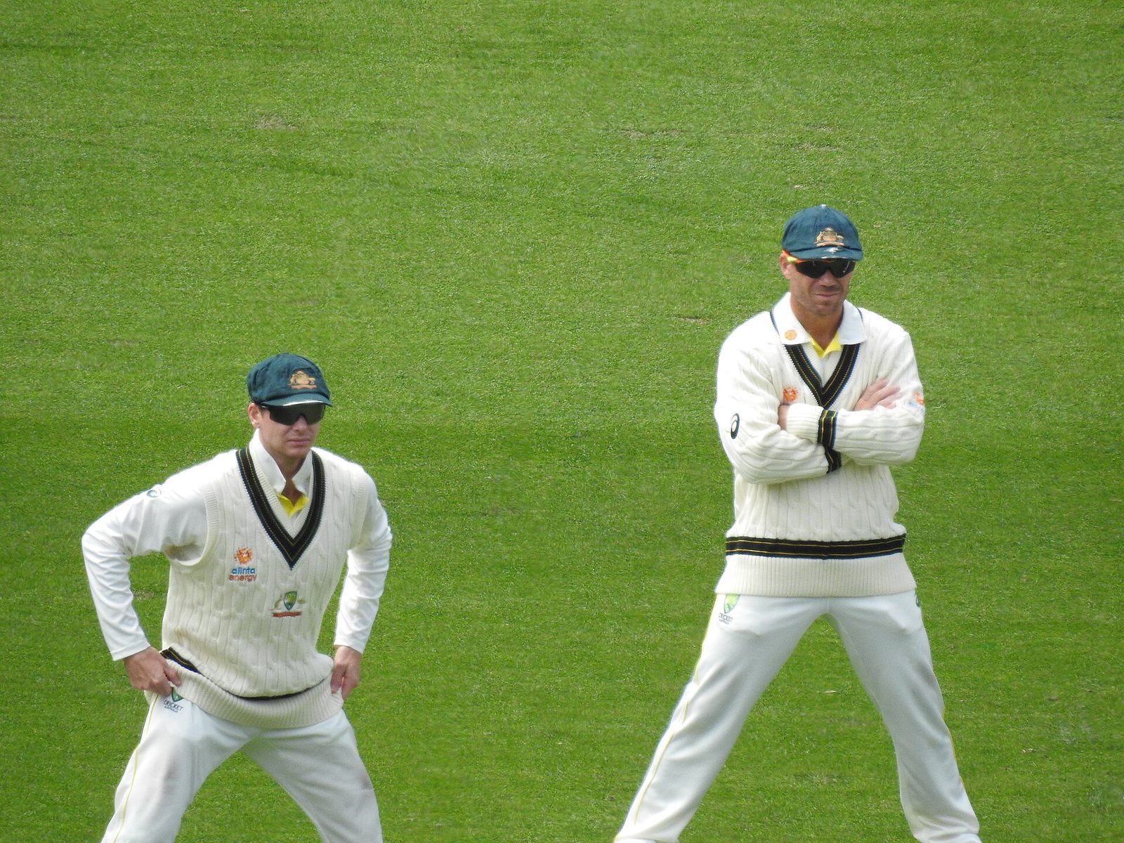 Steve Smith, left, fielding in the slips for Australia in 2021.